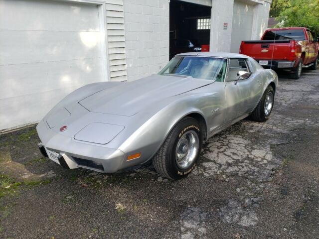 Chevrolet Corvette C3 1976 image number 0