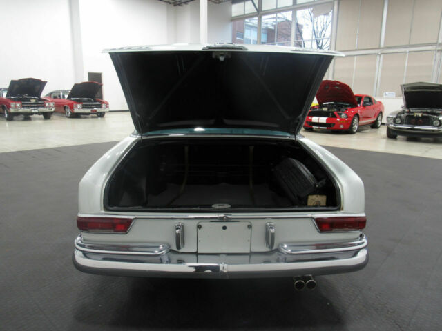 Mercedes-Benz 250SE 2.5 Fuel Injected In-line 6 cylinder 1967 image number 13