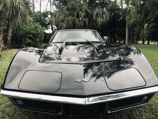 Chevrolet Corvette 1969 image number 0