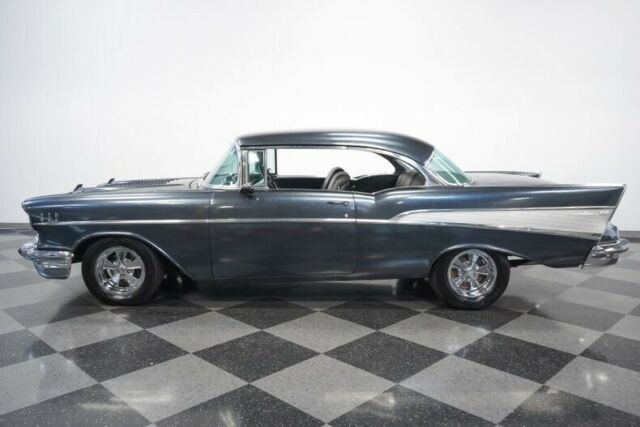 Chevrolet Bel Air/150/210 1957 image number 31