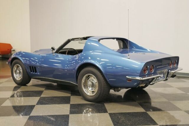 Chevrolet Corvette 1968 image number 32