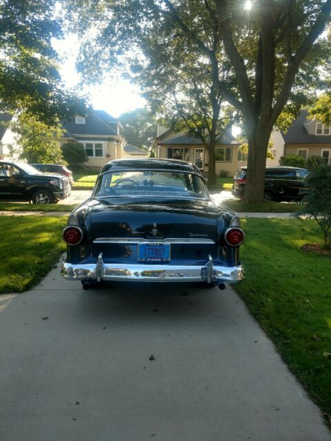 Ford Fairlane 1955 image number 12