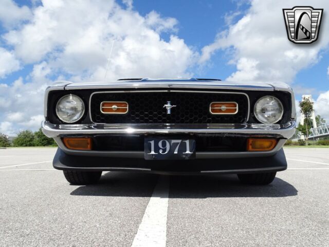 Ford Mustang 1971 image number 10