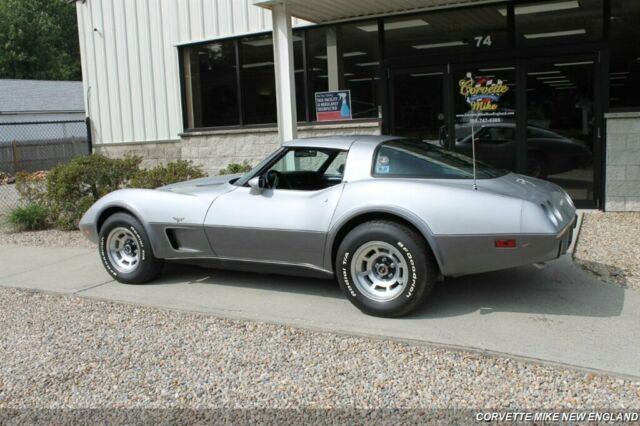 Chevrolet Corvette 1978 image number 4