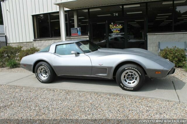 Chevrolet Corvette 1978 image number 44