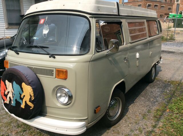 Volkswagen Bus/Vanagon 1978 image number 0