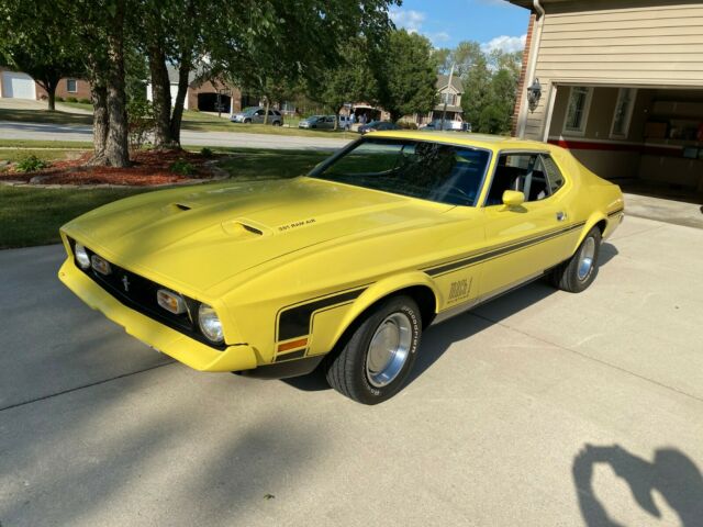 Ford Mustang 1971 image number 0