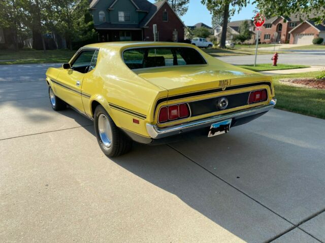 Ford Mustang 1971 image number 2