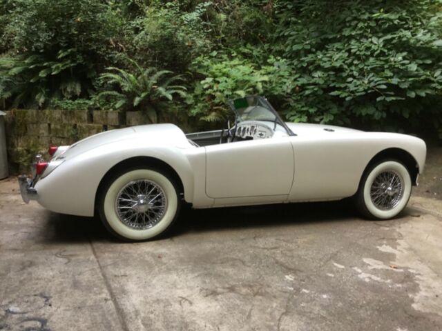 MG MGA 1957 image number 0