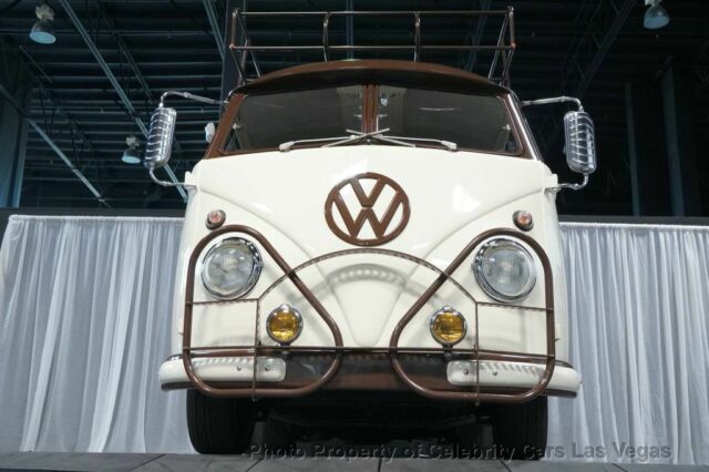 Volkswagen Bus/Vanagon 1957 image number 20