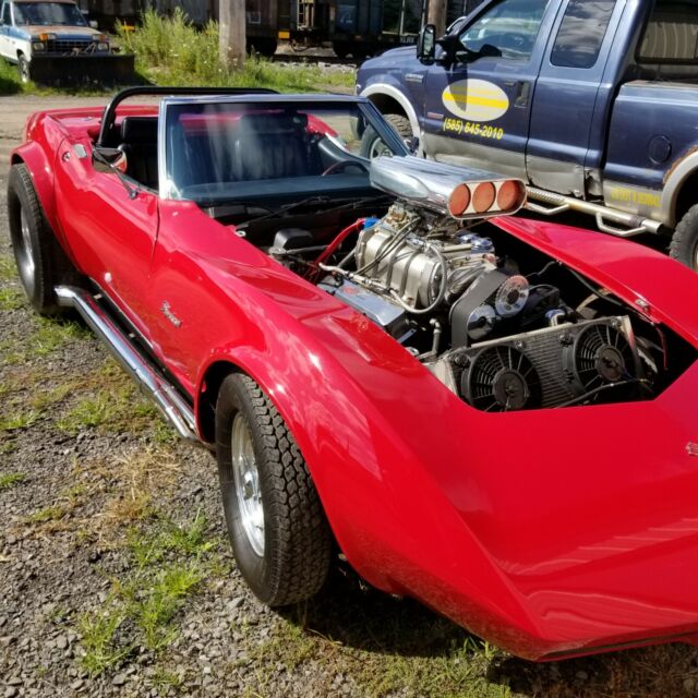 Chevrolet Corvette 1968 image number 11