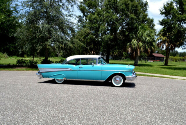 Chevrolet Bel Air/150/210 1957 image number 29