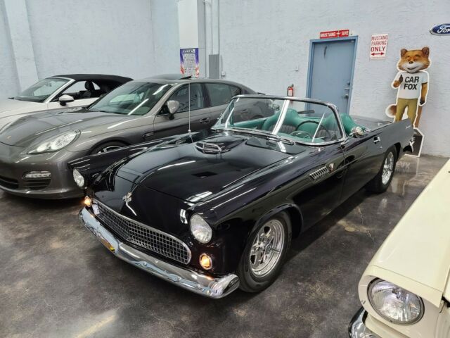 Ford Thunderbird 1955 image number 1