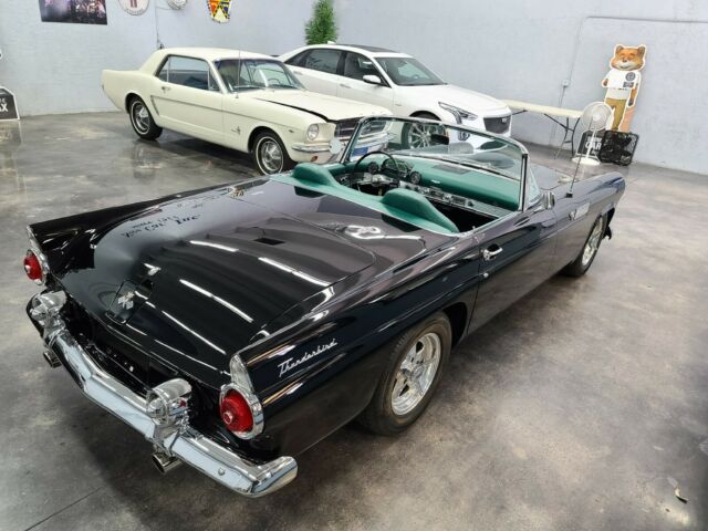 Ford Thunderbird 1955 image number 9