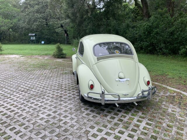 Volkswagen Beetle 1200 1960 image number 27