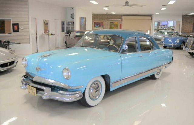 Kaiser Manhattan Four Door Sedan 1952 image number 1