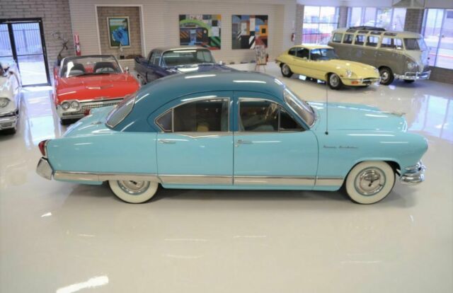 Kaiser Manhattan Four Door Sedan 1952 image number 11