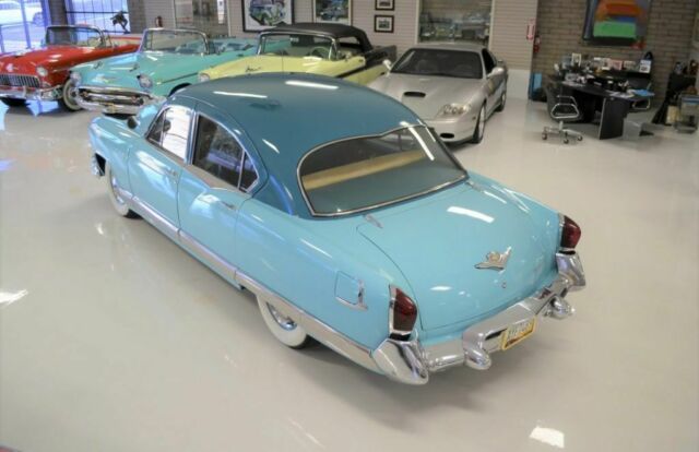 Kaiser Manhattan Four Door Sedan 1952 image number 29