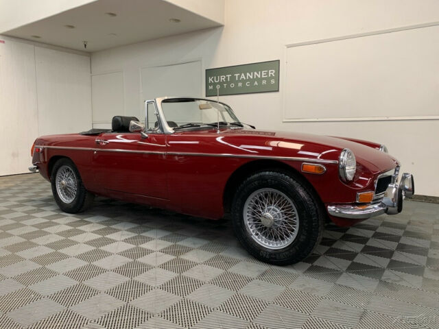 MG MGB 1973 image number 18