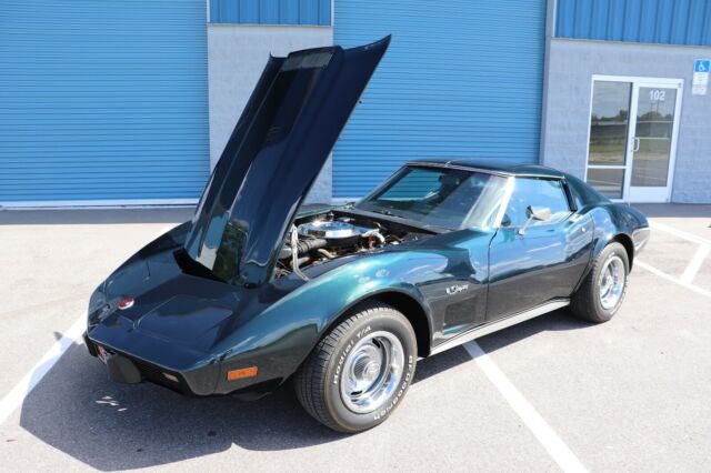 Chevrolet Corvette 1976 image number 41