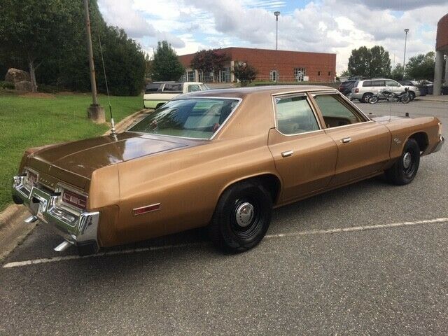 Dodge Monaco 1977 image number 23