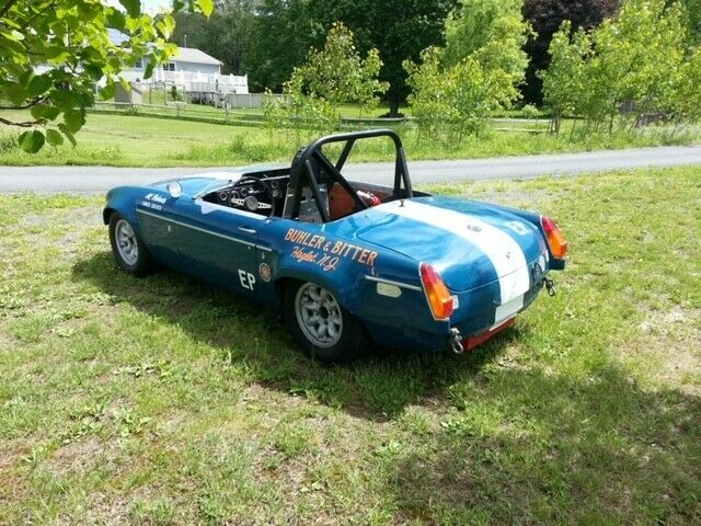 MG MGB 1971 image number 5