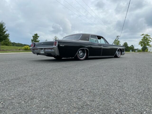 Lincoln Continental 1968 image number 25