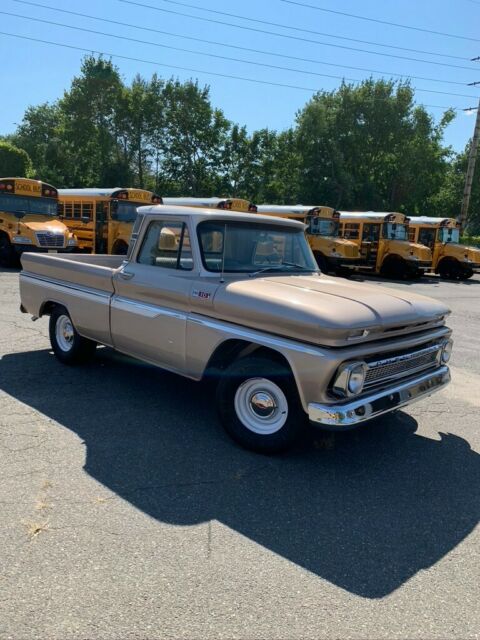 Chevrolet C-10 1965 image number 13