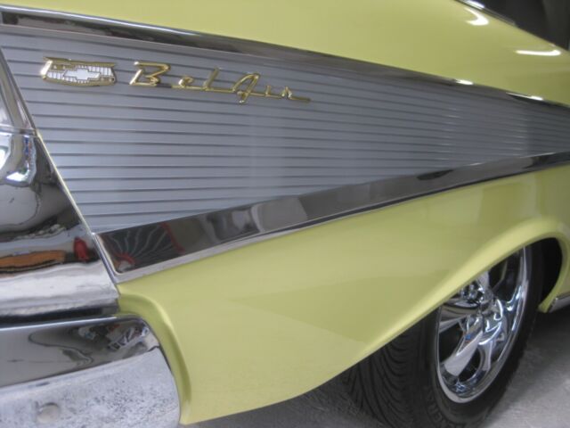 Chevrolet Bel Air/150/210 1957 image number 11