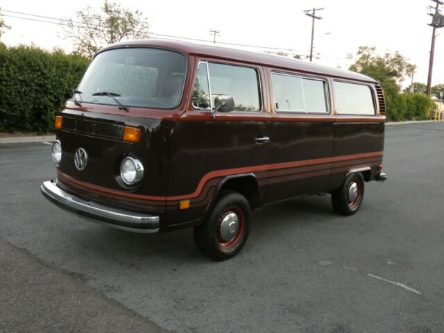 Volkswagen Bus/Vanagon 1978 image number 27