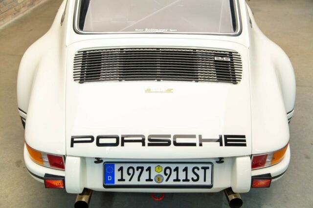 Porsche 911 1971 image number 30