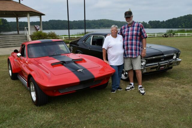 Chevrolet Corvette 1965 image number 13