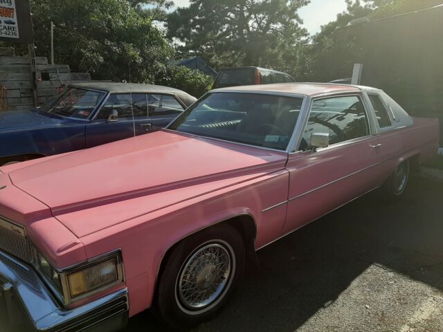 Cadillac DeVille Coupe 1979 image number 14