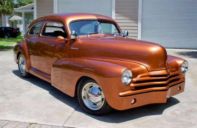 Chevrolet Fleetline Aero-Sedan 1947 image number 1