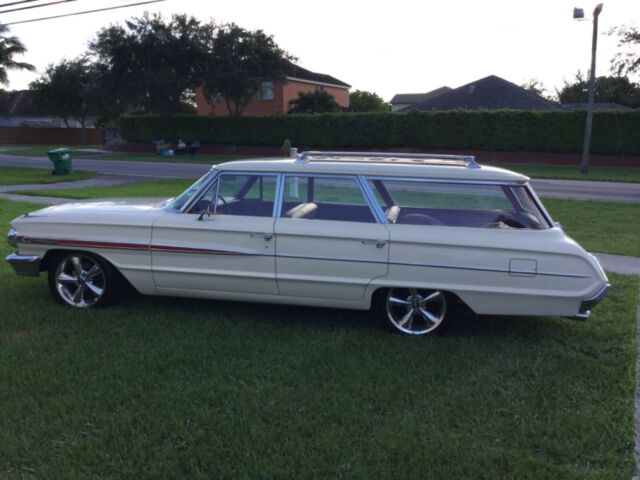 Ford Galaxie 1964 image number 0