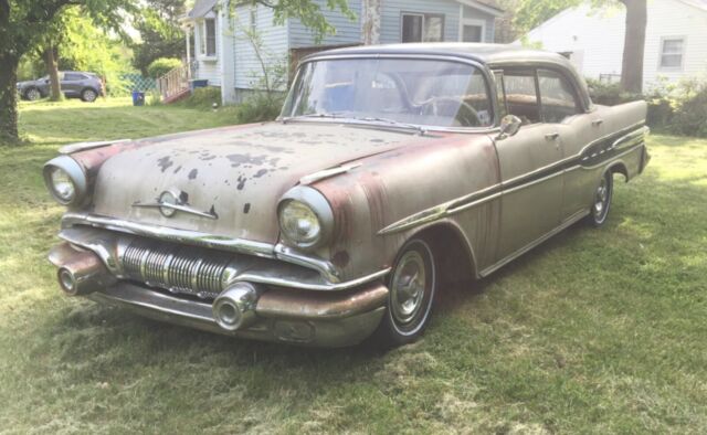 Pontiac Star Chief 1957 image number 1