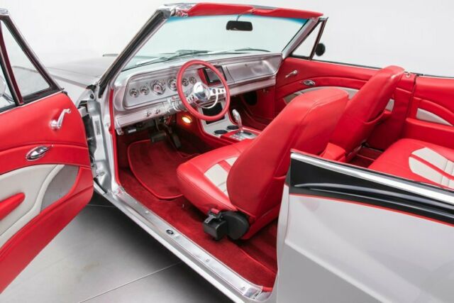 Chevrolet Impala 1965 image number 2