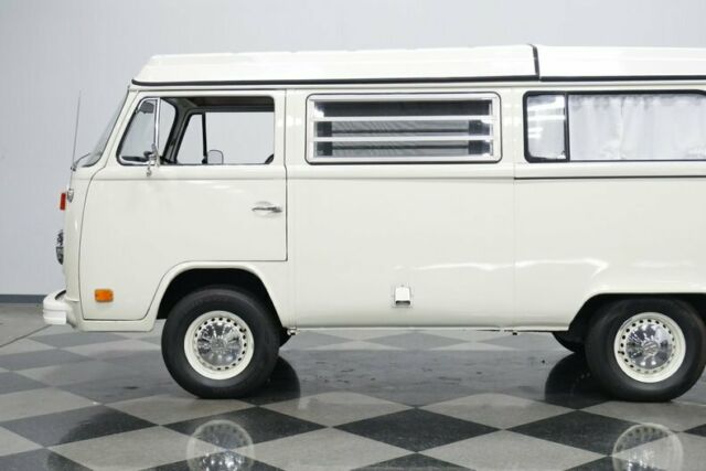 Volkswagen Westfalia Camper 1973 image number 22