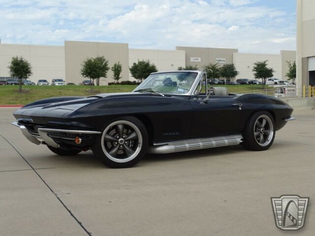 Chevrolet Corvette 1963 image number 21