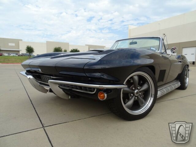 Chevrolet Corvette 1963 image number 23