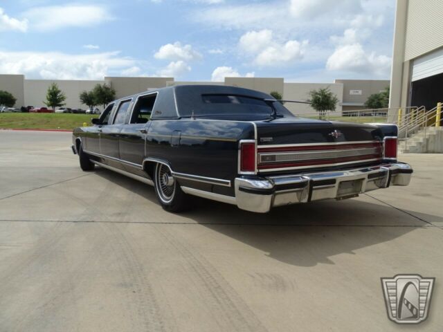 Lincoln Continental 1979 image number 22