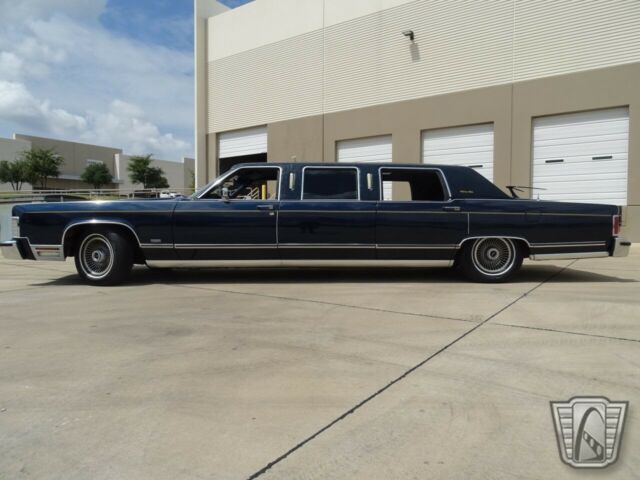 Lincoln Continental 1979 image number 26