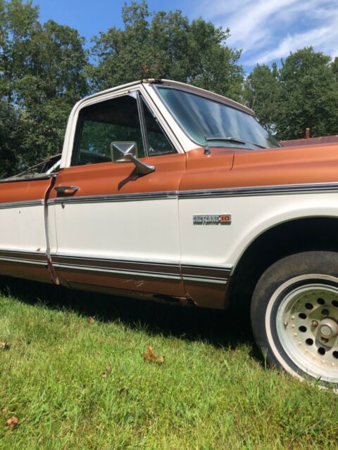 Chevrolet Cheyenne 1972 image number 35