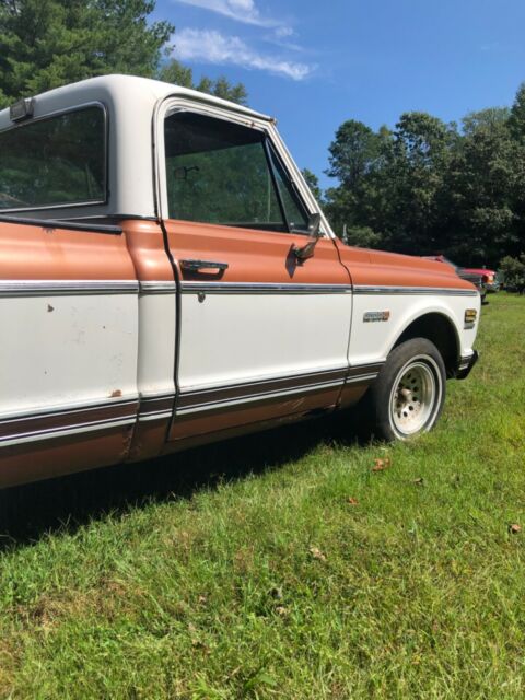 Chevrolet Cheyenne 1972 image number 41