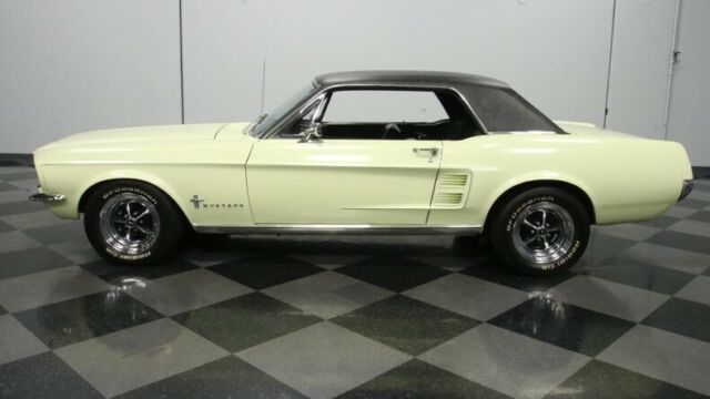 Ford Mustang 1967 image number 31