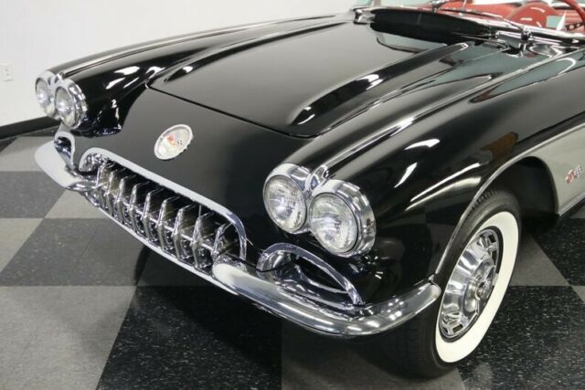 Chevrolet Corvette 1959 image number 22