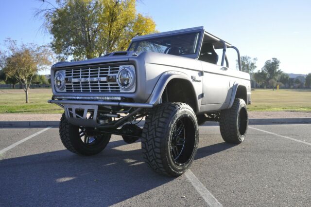 Ford Bronco 1977 image number 28