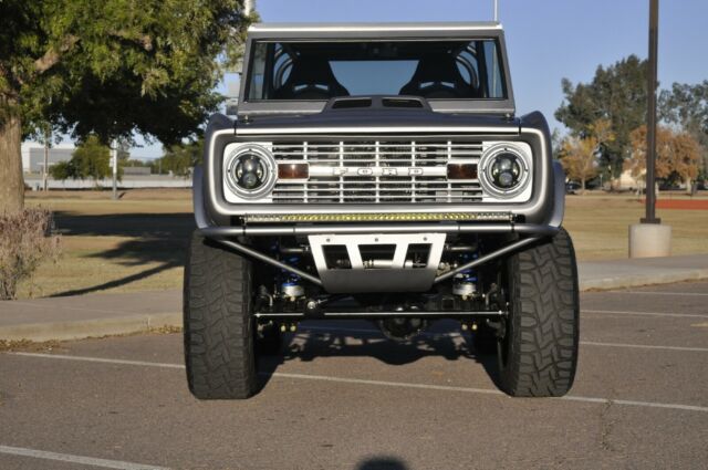 Ford Bronco 1977 image number 30