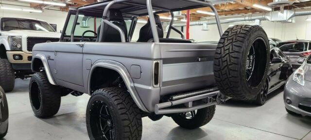 Ford Bronco 1977 image number 32