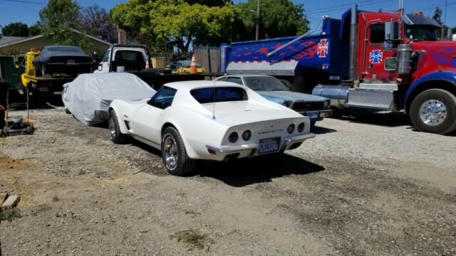 Chevrolet Corvette 1973 image number 29